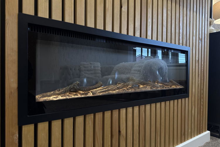 Lounge - Picture 6 of 35