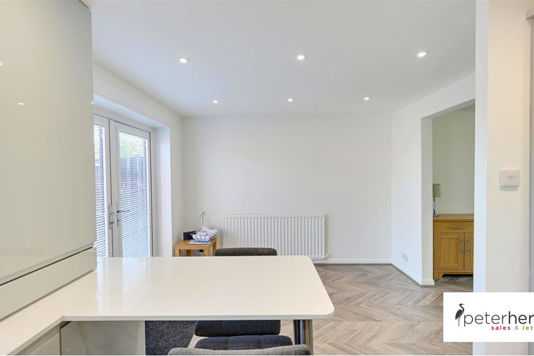 Dining Room - Picture 7 of 17