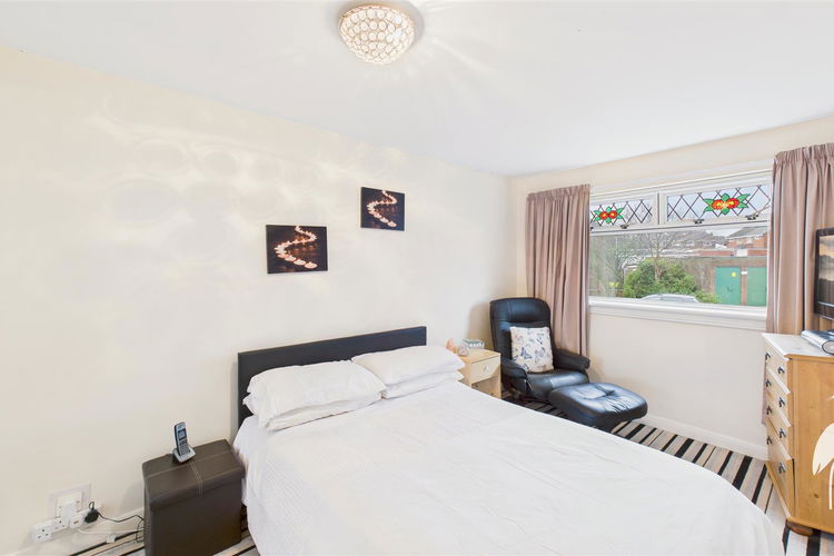 Bedroom 1 (front) - Picture 10 of 18