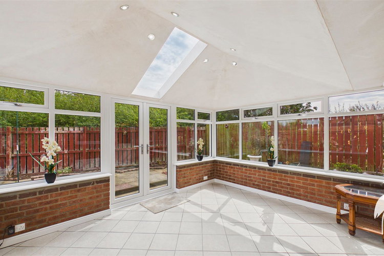 Conservatory - Picture 9 of 21