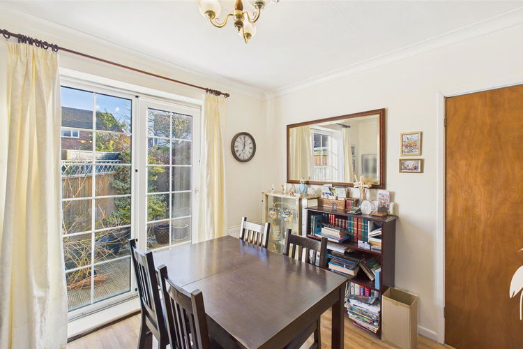 Dining Room - Picture 6 of 24