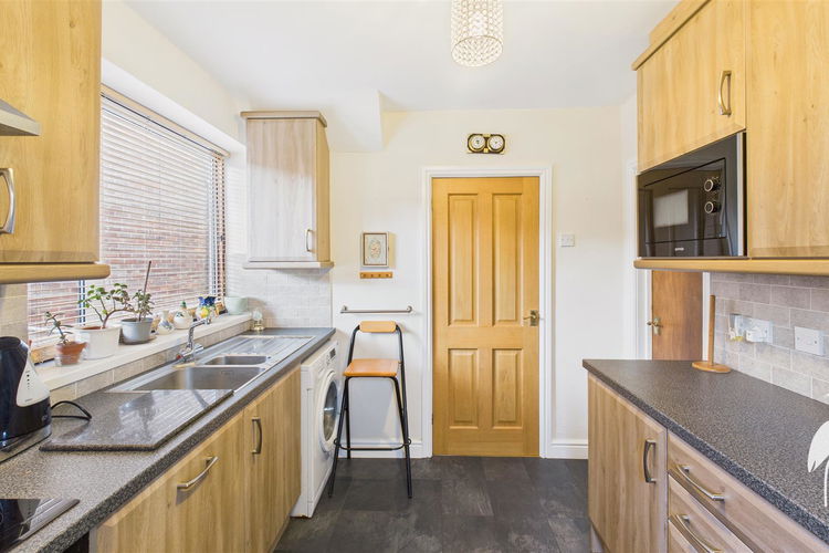 Kitchen - Picture 8 of 24