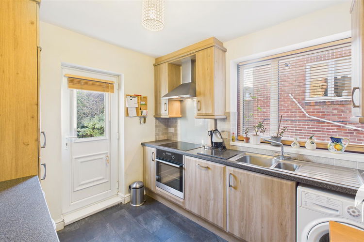 Kitchen - Picture 10 of 24