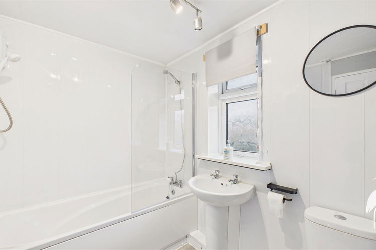 Bathroom - Picture 12 of 16