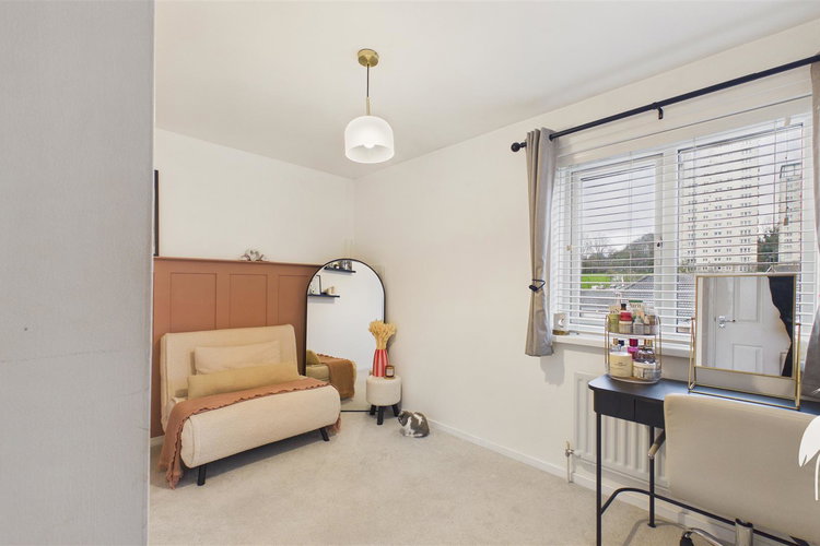 Bedroom 2 - Picture 15 of 21