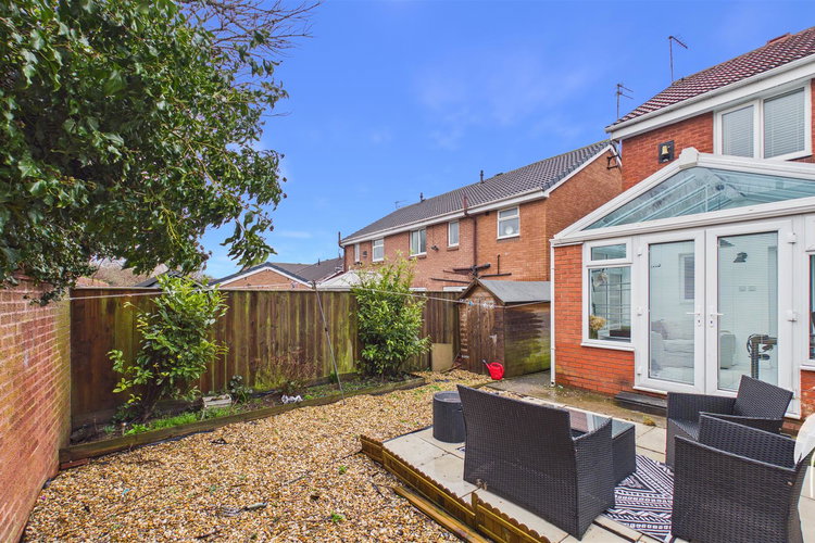 Outside - Picture 20 of 21