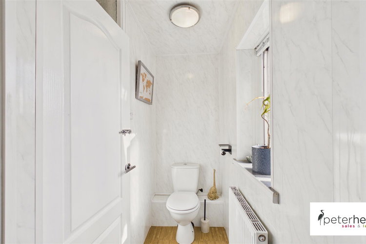 Bathroom - Picture 20 of 30