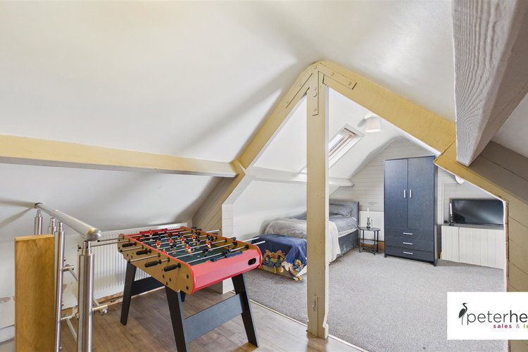 Loft space - Picture 24 of 30