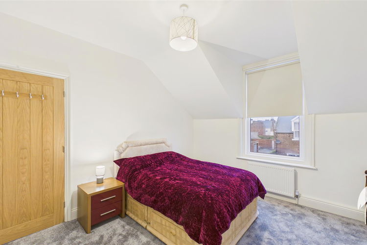 Bedroom 2 - Picture 17 of 23