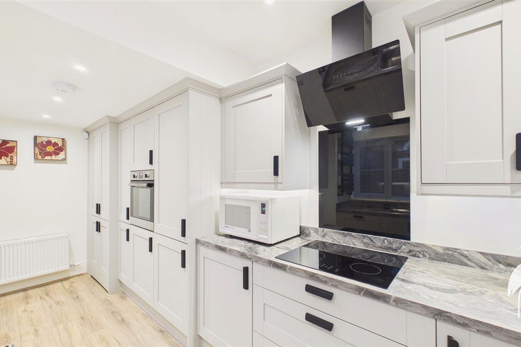 Kitchen - Picture 8 of 23