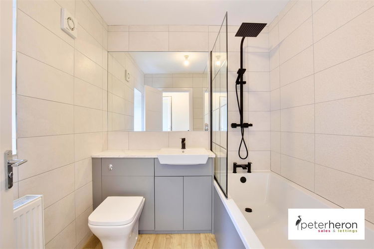 Bathroom - Picture 7 of 15