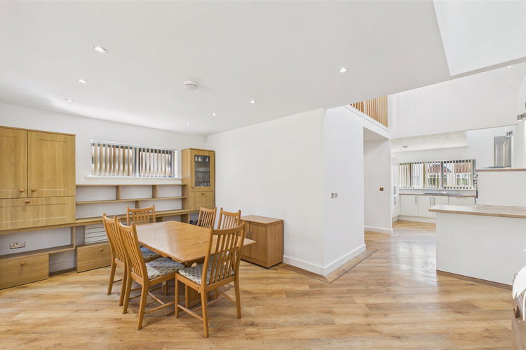 Dining Area - Picture 6 of 40