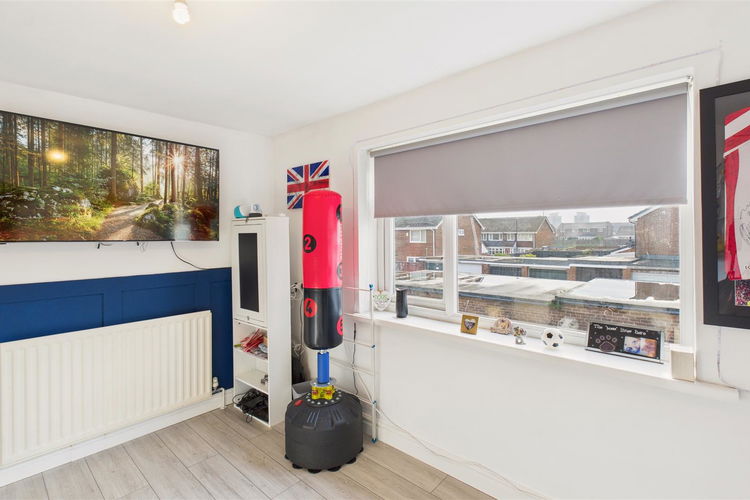 Bedroom 2 - Picture 11 of 15