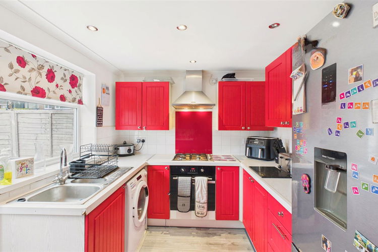 Kitchen - Picture 5 of 15