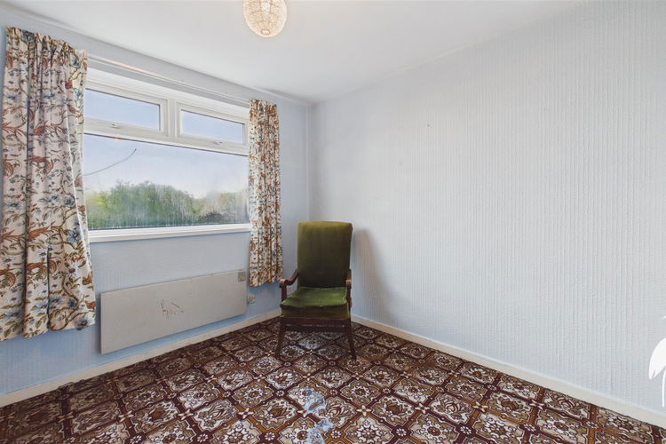 Bedroom 2 - Picture 11 of 15