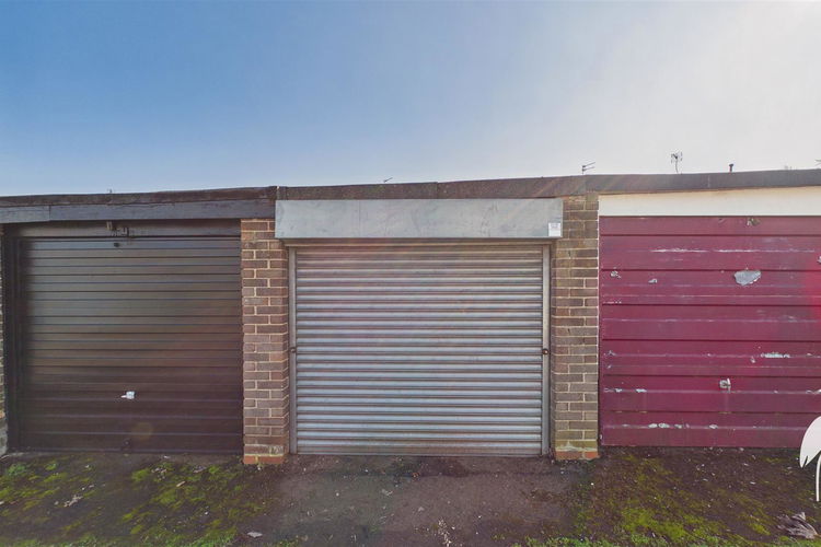 Outside - Picture 15 of 15