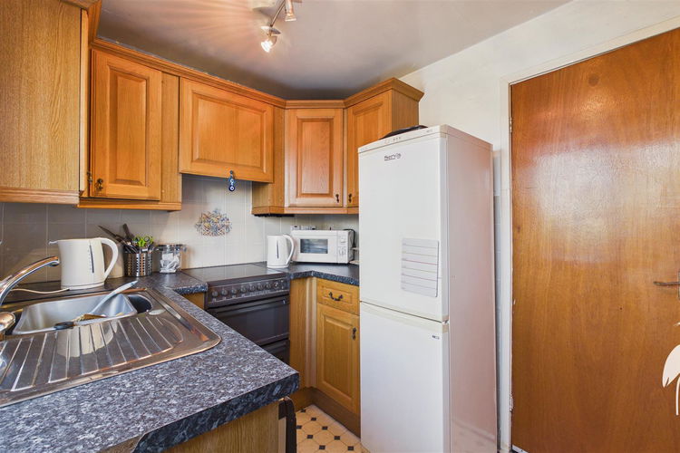 Kitchen - Picture 6 of 15