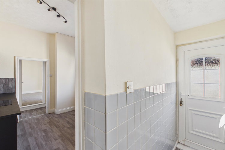 Rear Lobby - Picture 12 of 16