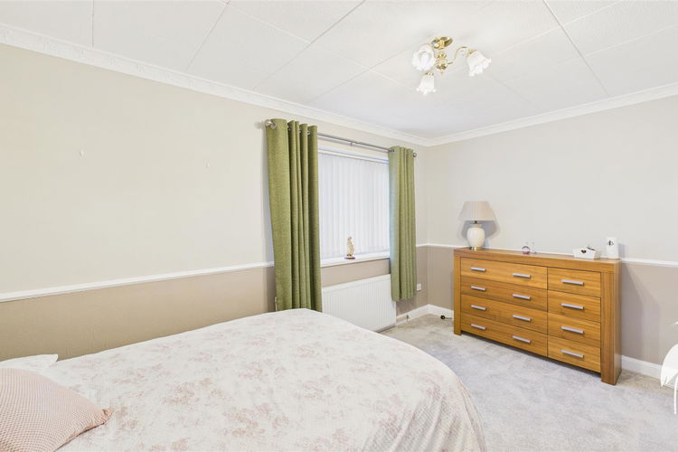 Bedroom 1 - Picture 12 of 23