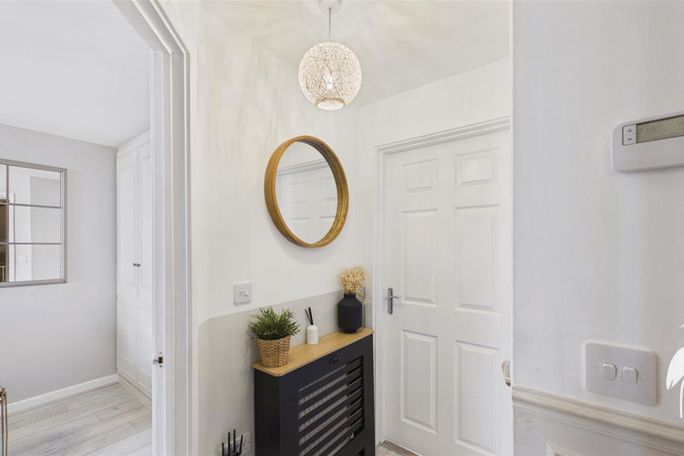 Inner Lobby - Picture 19 of 36