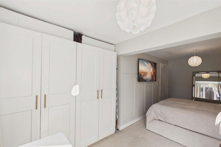 Bedroom 1 - Picture 21 of 36