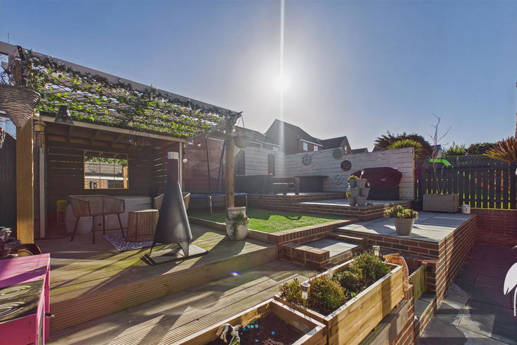 Outside - Picture 33 of 36