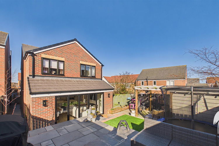 Outside - Picture 34 of 36