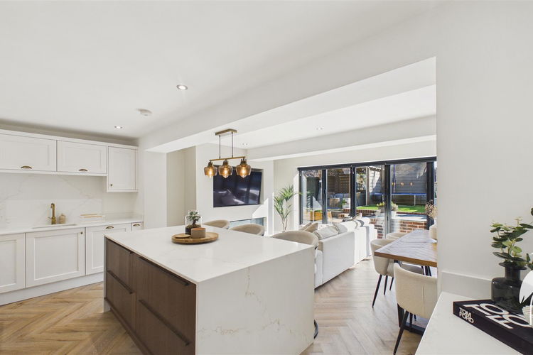 Open Plan Living/Dining & Kitchen Area - Picture 5 of 36