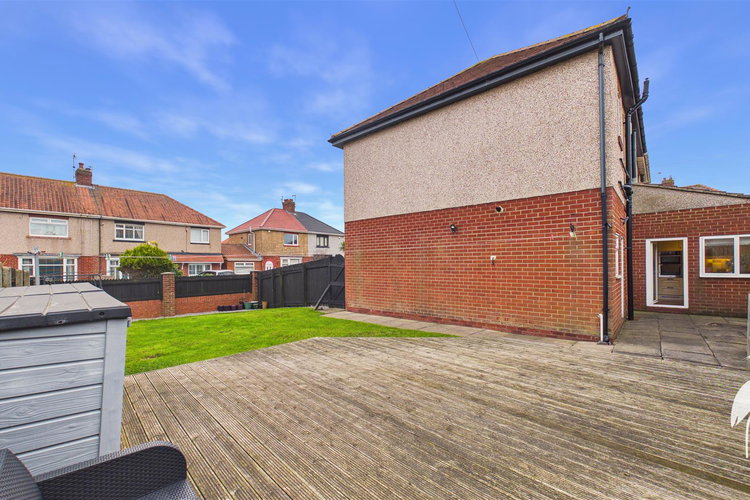 Outside - Picture 23 of 25