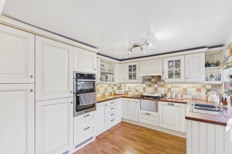 Kitchen/Dining Room - Picture 6 of 25