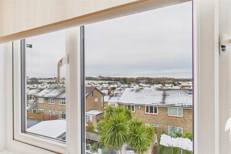 Bedroom 1 - Picture 16 of 21