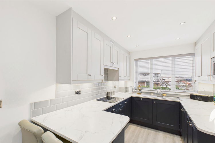 Breakfasting Kitchen - Picture 6 of 21