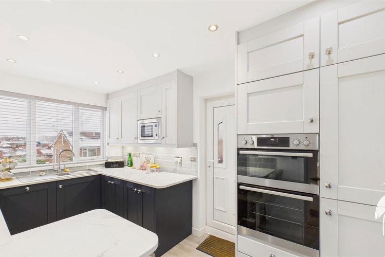 Breakfasting Kitchen - Picture 7 of 21