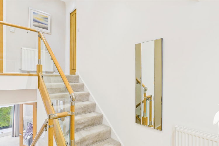 Reception Hall - Picture 9 of 21