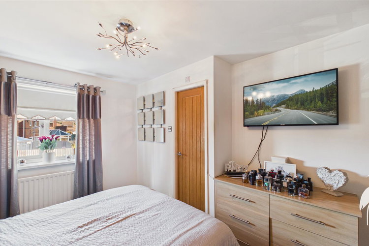 Bedroom One - Picture 14 of 29