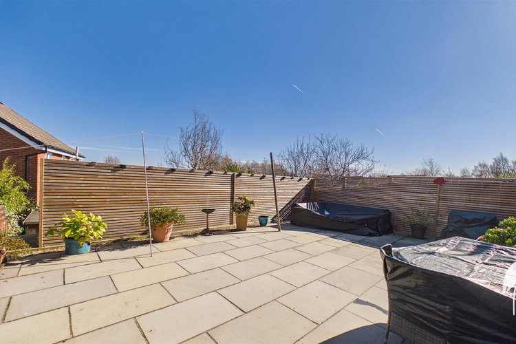 Outside - Picture 26 of 29