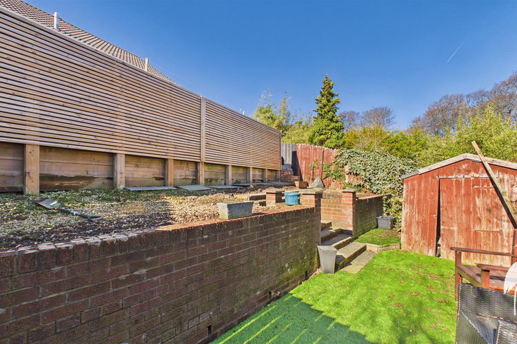 Outside - Picture 28 of 29