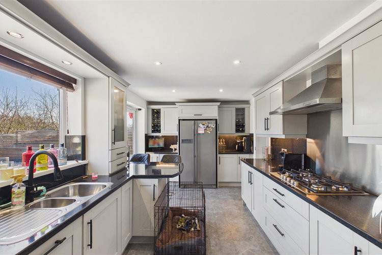 Breakfasting Kitchen - Picture 9 of 29