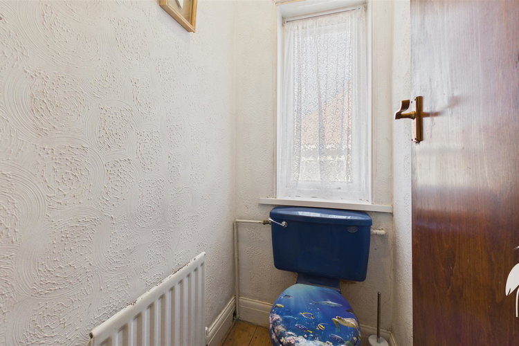 Separate WC - Picture 18 of 21