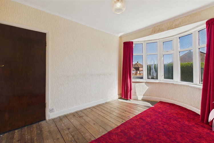 Lounge - Picture 4 of 21