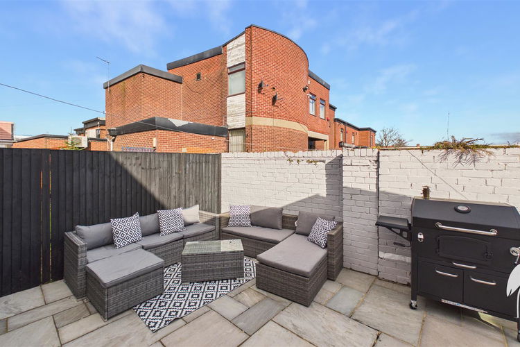 Outside - Picture 20 of 21