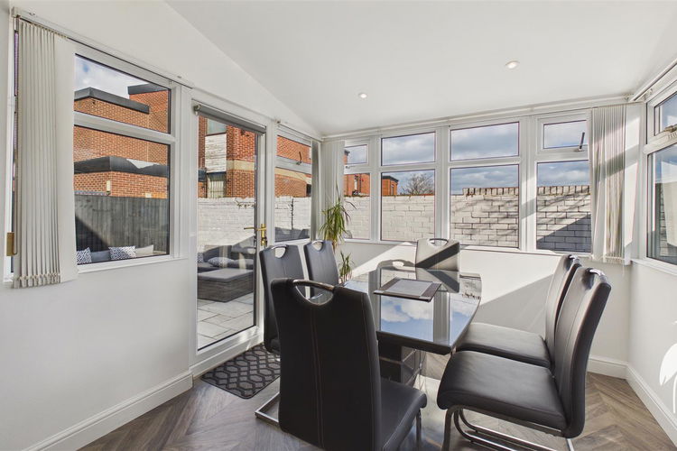 Dining Area - Picture 9 of 21