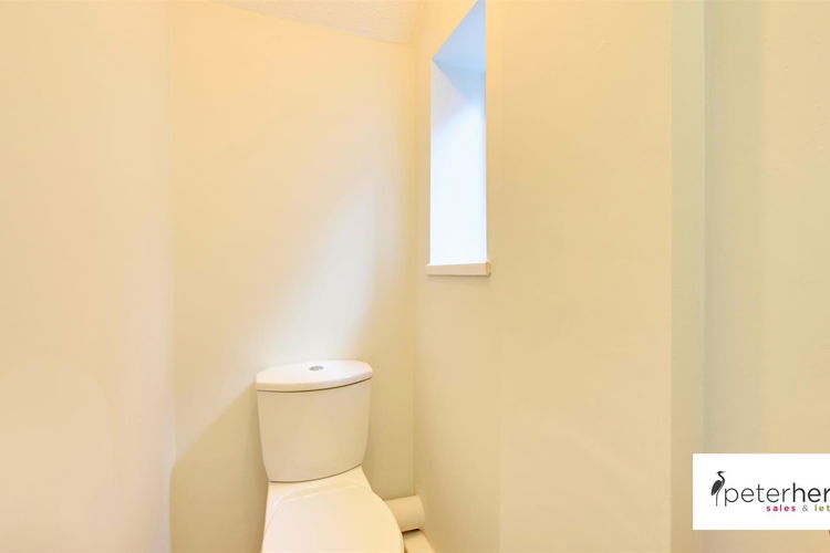 Separate WC - Picture 8 of 18