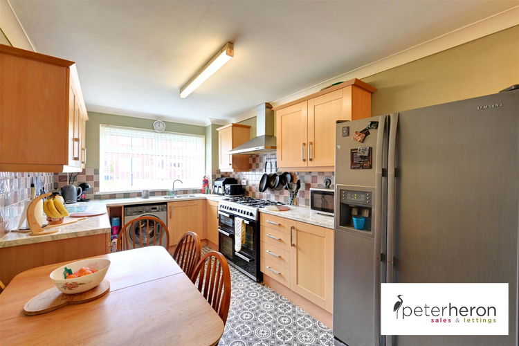 Kitchen/Diner - Picture 4 of 12