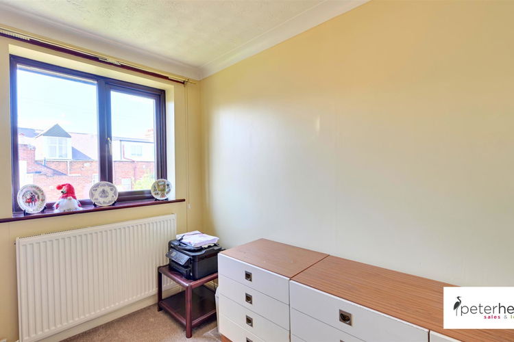 Bedroom 3 - Picture 15 of 18