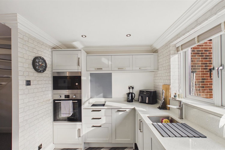 Breakfasting Kitchen - Picture 6 of 19