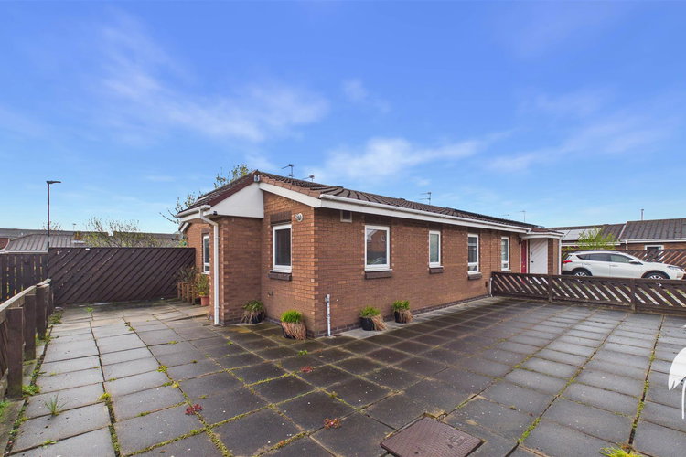 Outside - Picture 17 of 17