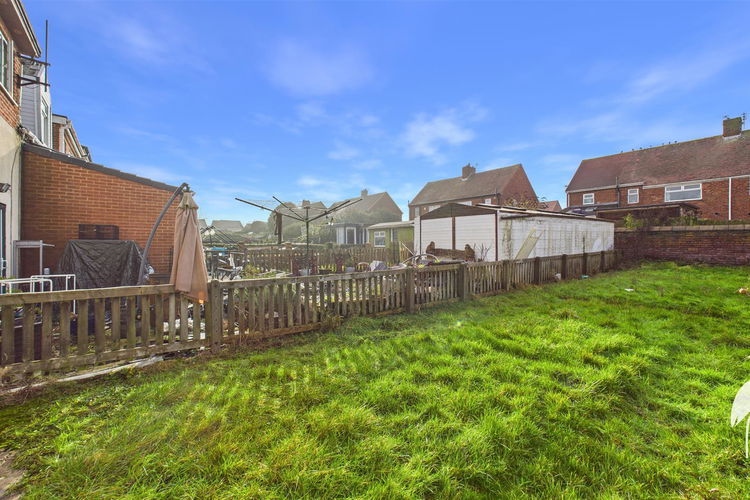 Outside - Picture 18 of 20