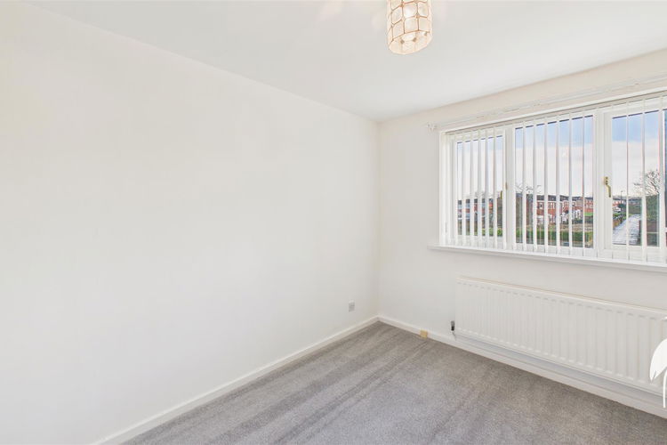 Bedroom 1 - Picture 7 of 15