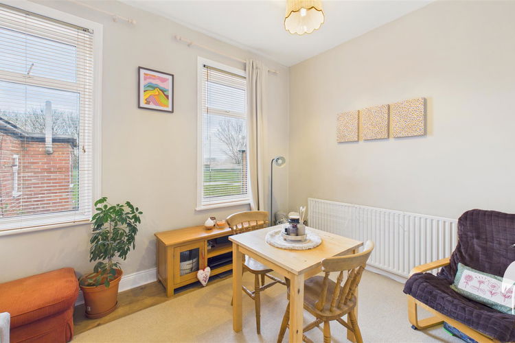 Lounge/Dining Room - Picture 5 of 14